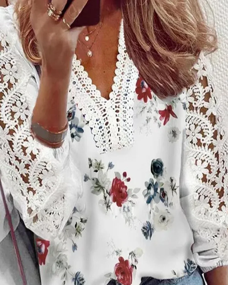 Women Long Sleeve Sexy Loose T Shirt Tops Y2K V Neck Lace Patch Floral Print Top Flower Casual Fashion
Women Long Sleeve Sexy Loose T Shirt Tops Y2K V Neck Lace Patch Floral Print Top Flower Casual Fashion