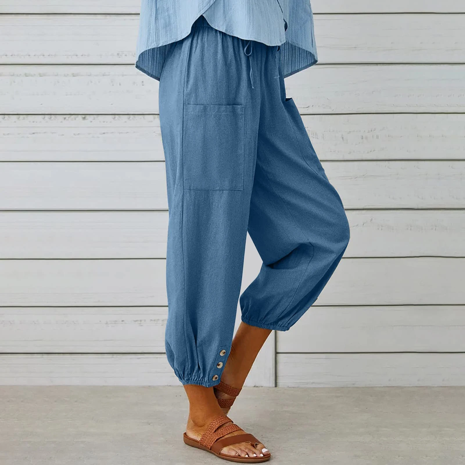 Fashion Ladies Wide Leg Cropped Pants Ankle-Length Summer Cropped Pants Comfortable Streetwear Solid Color for Outdoor Vacation
Fashion Ladies Wide Leg Cropped Pants Ankle-Length Summer Cropped Pants Comfortable Streetwear Solid Color for Outdoor Vacation