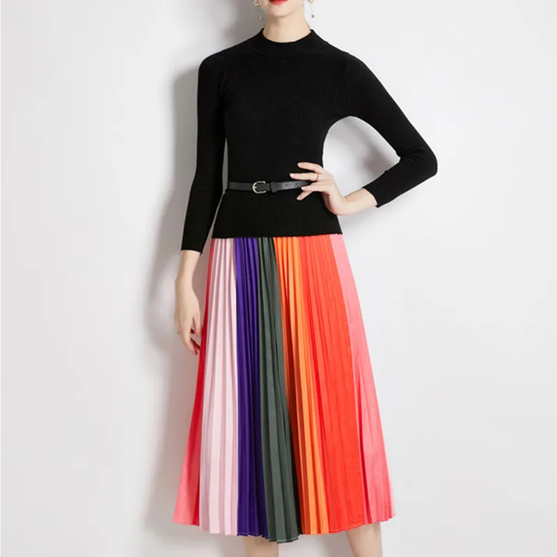 Elegant Women Knit Two Pieces Set Autumn Long Sleeve Knitted Sweater Tops+Elastic Waist Print Pleated Midi Skirt Suit Female
Elegant Women Knit Two Pieces Set Autumn Long Sleeve Knitted Sweater Tops+Elastic Waist Print Pleated Midi Skirt Suit Female