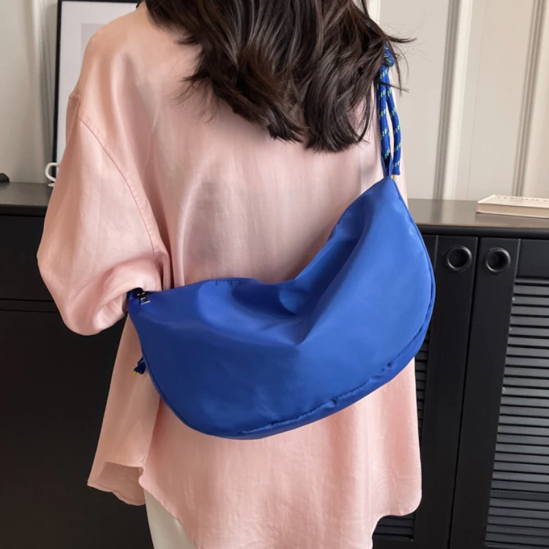 

Новые Нейлоновые тканевые сумки на плечо, винтажная однотонная сумка-хобо, повседневная вместительная Диагональная Сумка, модная Универсальная женская сумка