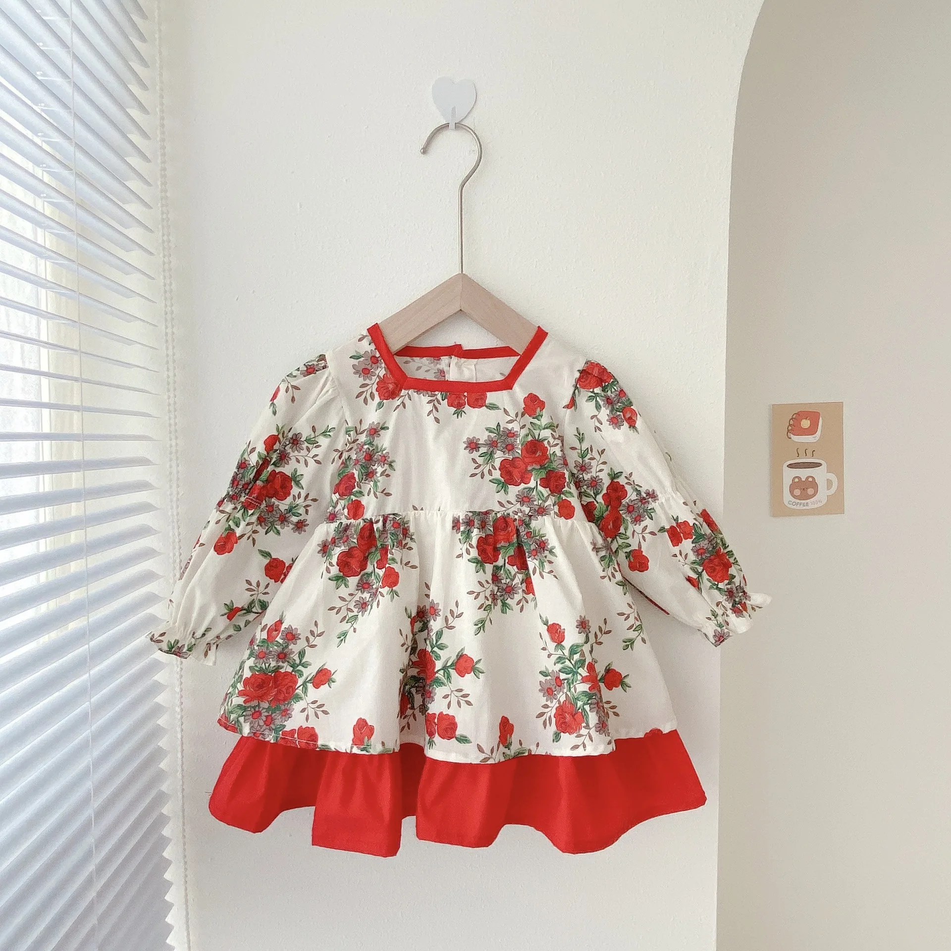 2022 Spring Autumn Kids Dress Red Lolita Infant Baby Girls Flower Print Dresses Square Collar Long Sleeve Girls Princess Skirts
2022 Spring Autumn Kids Dress Red Lolita Infant Baby Girls Flower Print Dresses Square Collar Long Sleeve Girls Princess Skirts
