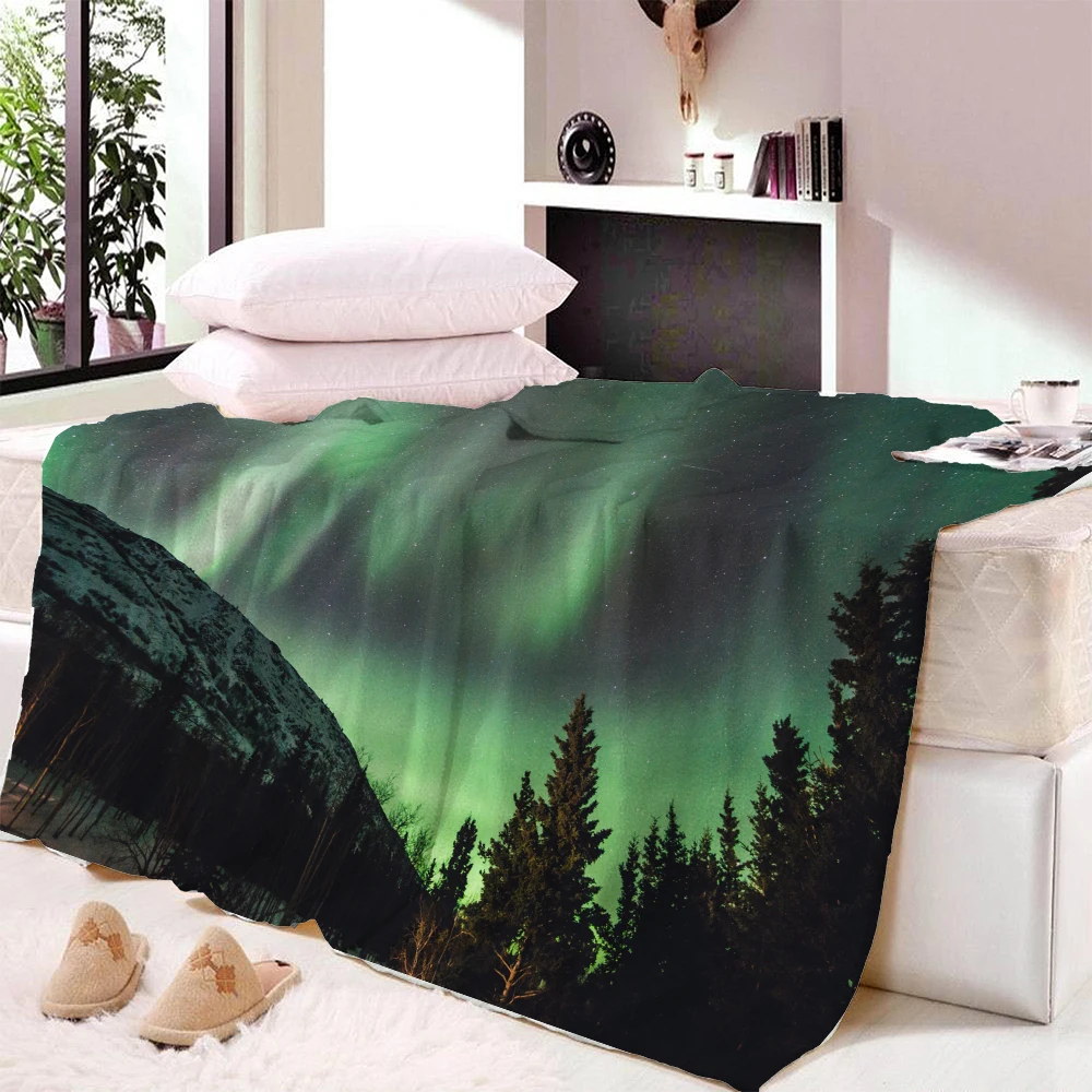 Одеяло Aurora Borealis из кораллового флиса, зимнее покрывало, покрывало для дивана, кровати, тонкие мягкие теплые фланелевые одеяла королевского размера
Одеяло Aurora Borealis из кораллового флиса, зимнее покрывало, покрывало для дивана, кровати, тонкие мягкие теплые фланелевые одеяла королевского размера