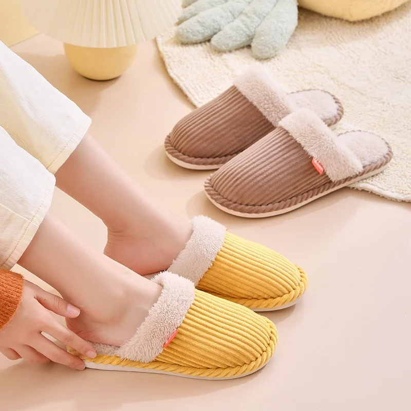 2023 Autumn and Winter Women's Shoes Indoor and Outdoor Wearing Home Comfort Anti Slip Couple Warm and Durable Cotton Slippers
2023 Autumn and Winter Women's Shoes Indoor and Outdoor Wearing Home Comfort Anti Slip Couple Warm and Durable Cotton Slippers