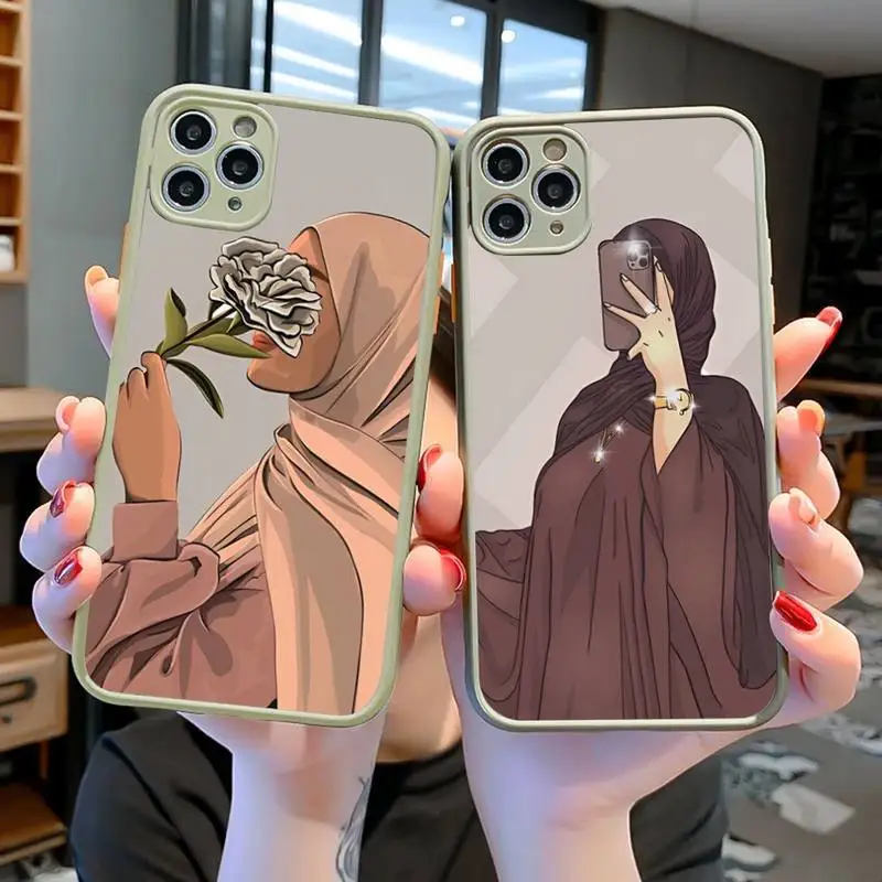 Muslim Arabic Hijab Girl Phone Case for iPhone 14 11 12 13 Mini Pro Max 8 7 Plus X XR XS MAX Translucent Matte Cover
Muslim Arabic Hijab Girl Phone Case for iPhone 14 11 12 13 Mini Pro Max 8 7 Plus X XR XS MAX Translucent Matte Cover