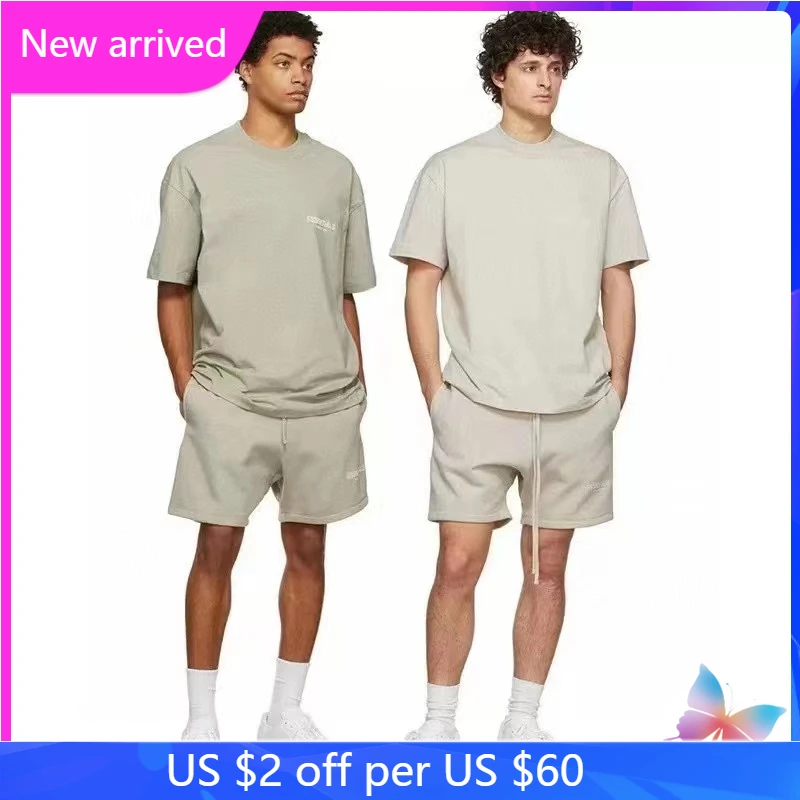 High Street Fashion Suit ESSENTIALS T-shirt High Street Casual Couple Wear Loose ESSENTIALS Shorts Two-piece Set
High Street Fashion Suit ESSENTIALS T-shirt High Street Casual Couple Wear Loose ESSENTIALS Shorts Two-piece Set
