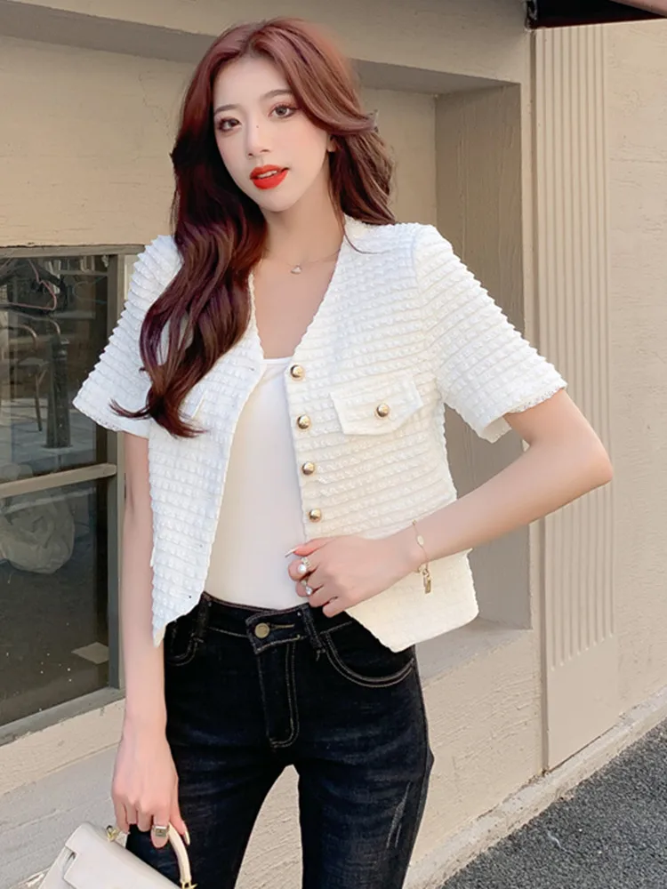 Summer Vintage Small Fragrance Wind Jacquard Lace Short Coat Women Short Sleeve Crop Top Fashion Casual Jacket Outwear
Summer Vintage Small Fragrance Wind Jacquard Lace Short Coat Women Short Sleeve Crop Top Fashion Casual Jacket Outwear