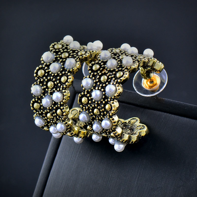 SINLEERY Vintage Irregular Square Gold Color Earrings For Women Pearl Stud Earrings Cubic Zirconia Pearl Accessories ES343 SSP
SINLEERY Vintage Irregular Square Gold Color Earrings For Women Pearl Stud Earrings Cubic Zirconia Pearl Accessories ES343 SSP