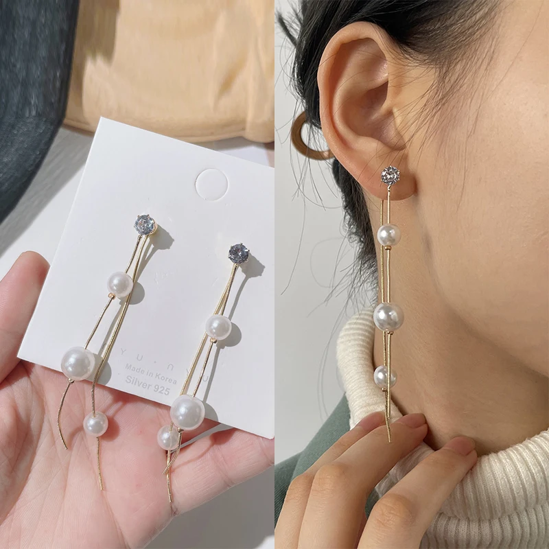 Trend Simulated White Pearl Chain Long Earrings For Women Rhinestone Wedding Pendant Earring Korean Jewelry Dangle Drop Earings
Trend Simulated White Pearl Chain Long Earrings For Women Rhinestone Wedding Pendant Earring Korean Jewelry Dangle Drop Earings