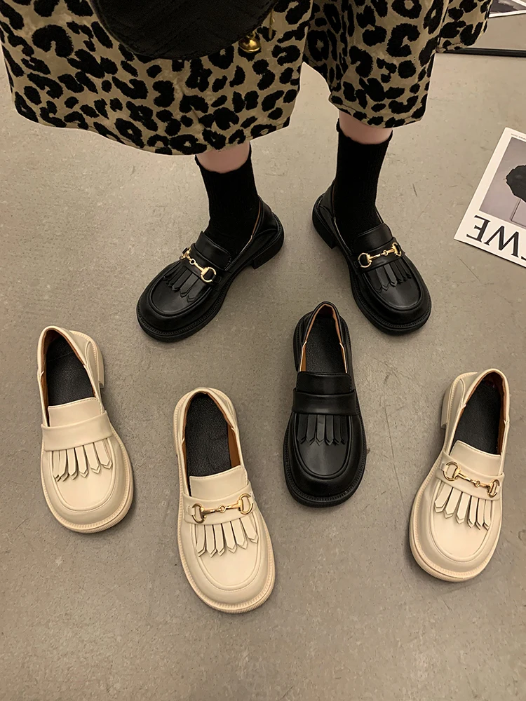 Women's Shoes Fashion Round Toe Thick Heel 2022 Spring New Metal Buckle Fringed Leather Shoes Womens Shoes
Women's Shoes Fashion Round Toe Thick Heel 2022 Spring New Metal Buckle Fringed Leather Shoes Womens Shoes