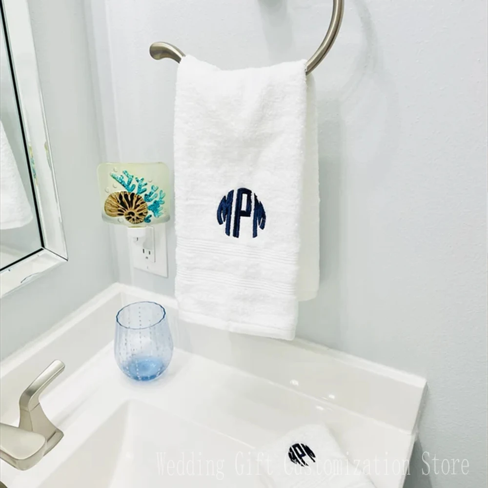 

Multiple Colors Monogram Personalized Bath Towel Wedding Party Gifts Washcloth with Embroidered Name Bathroom Handtowels
