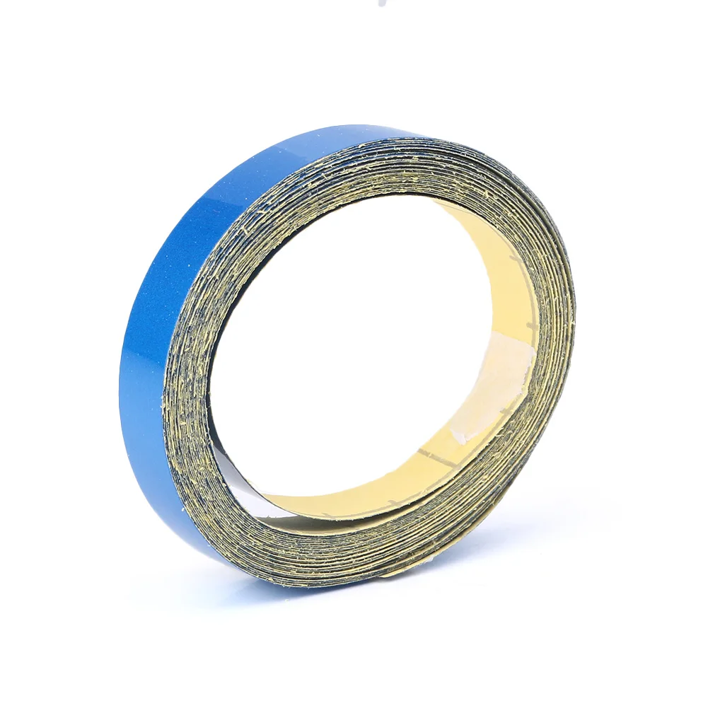 500 см * 1 см светоотражающая декоративная наклейка лента для автомобиля, грузовика, полоса для тела, сделай сам, самоклеящаяся наклейка, ПВХ, красный, серебристый, синий, оранжевый
500 см * 1 см светоотражающая декоративная наклейка лента для автомобиля, грузовика, полоса для тела, сделай сам, самоклеящаяся наклейка, ПВХ, красный, серебристый, синий, оранжевый