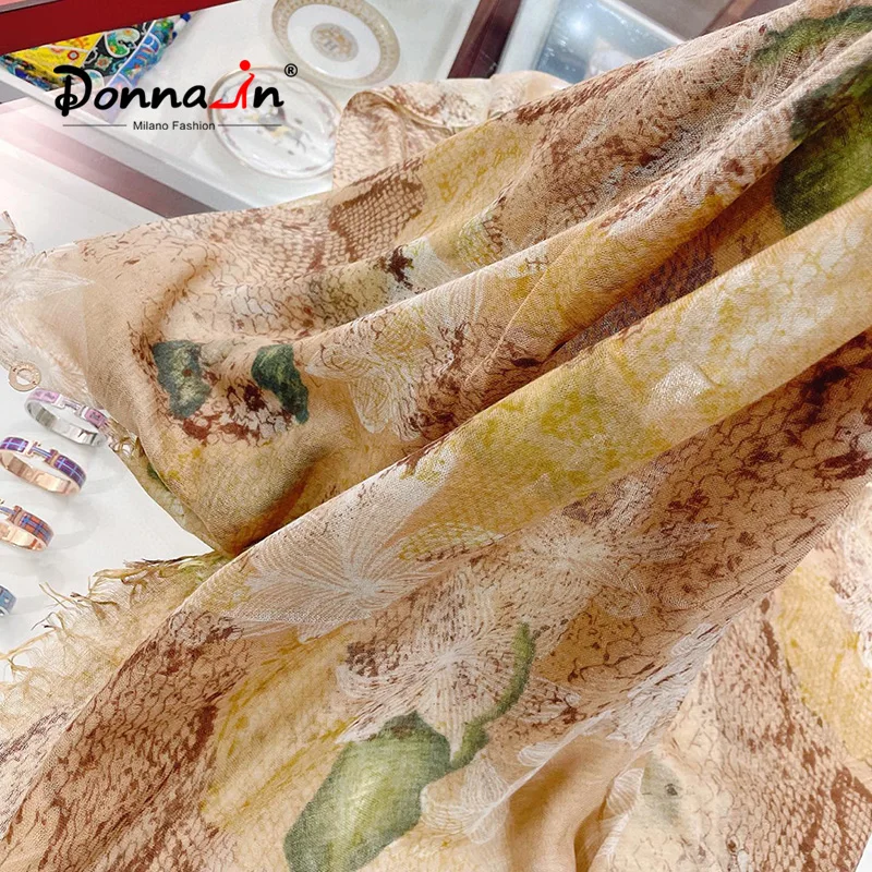 Donna-in 2022, новые женские модные шарфы, роскошный бренд, настоящий кашемировый шейный платок, большая шаль, мягкий дизайнерский шерстяной плед ...
Donna-in 2022, новые женские модные шарфы, роскошный бренд, настоящий кашемировый шейный платок, большая шаль, мягкий дизайнерский шерстяной плед ...