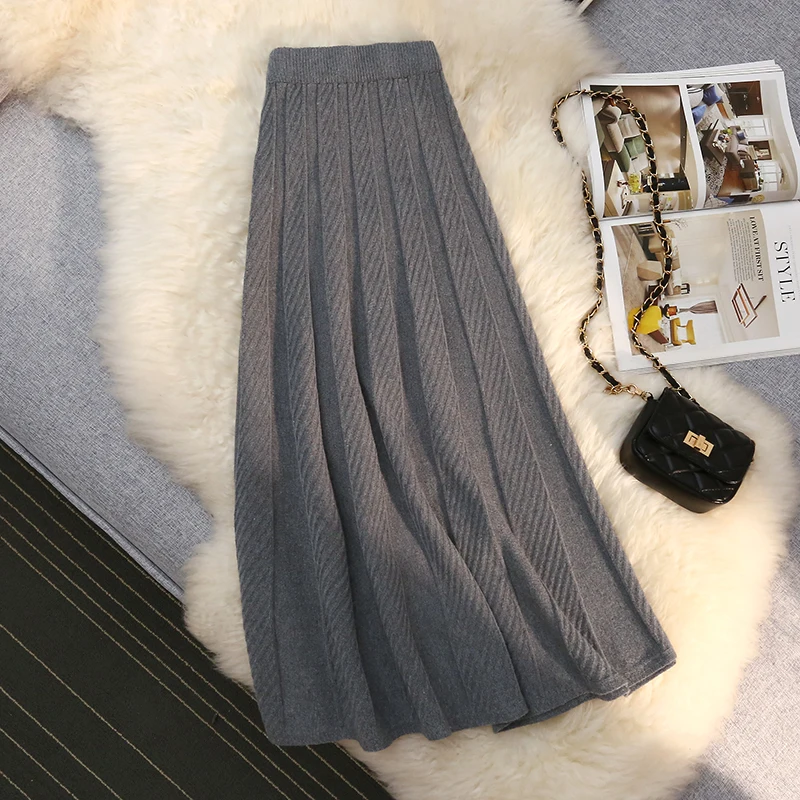 2022 New Autumn and Winter Pleated Twist Long Joker High Waist Sweater A-Line Skirt
2022 New Autumn and Winter Pleated Twist Long Joker High Waist Sweater A-Line Skirt