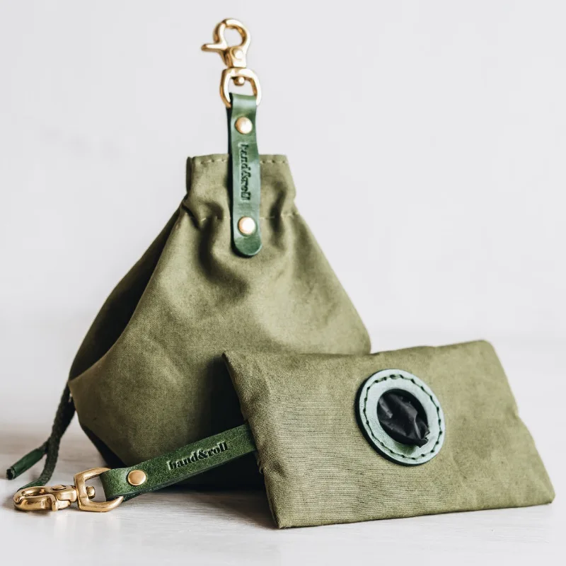 Dog Supplies Out Portable Pet Snack Bags Pu Outdoor Mouth Dog Food Bags Training Waist Bag Treat Outdoor Clean Pets Supplies
Dog Supplies Out Portable Pet Snack Bags Pu Outdoor Mouth Dog Food Bags Training Waist Bag Treat Outdoor Clean Pets Supplies