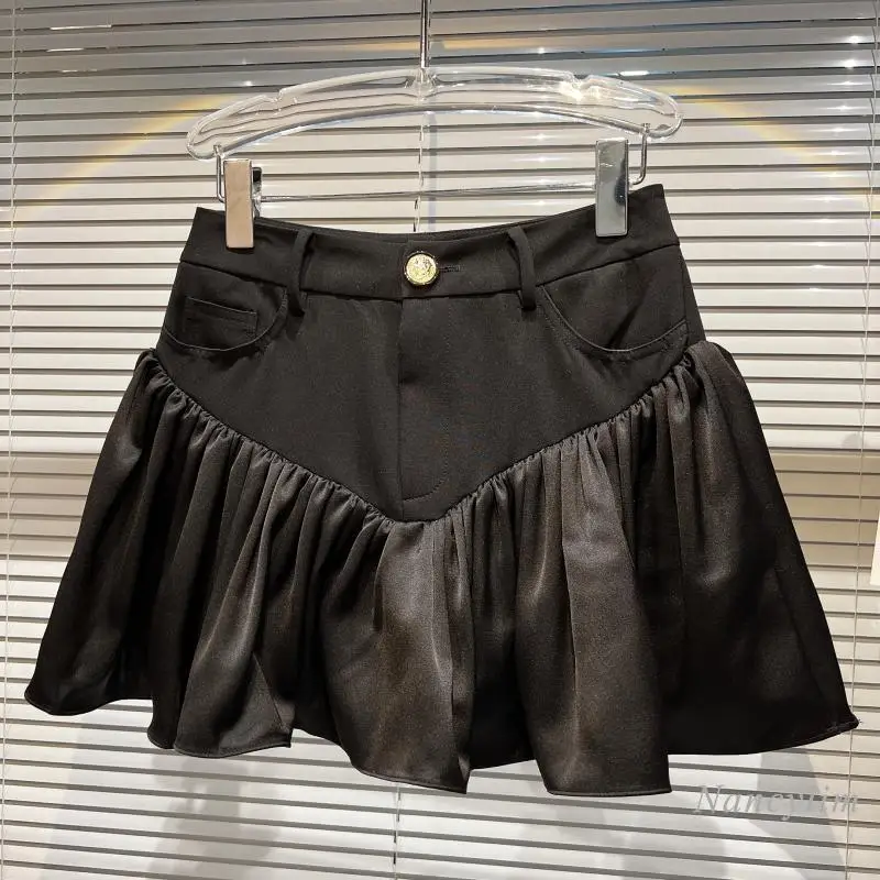 Fashion Mini Skirt for Women 2022 Summer New Classic Style Buckle Patchwork A- Line Short Pettiskirt Femme White Black
Fashion Mini Skirt for Women 2022 Summer New Classic Style Buckle Patchwork A- Line Short Pettiskirt Femme White Black