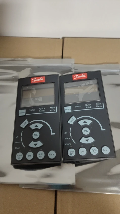 130B1124 новый подлинный преобразователь частоты Danfoss FC102/FC300 серии LCP102/101
130B1124 новый подлинный преобразователь частоты Danfoss FC102/FC300 серии LCP102/101