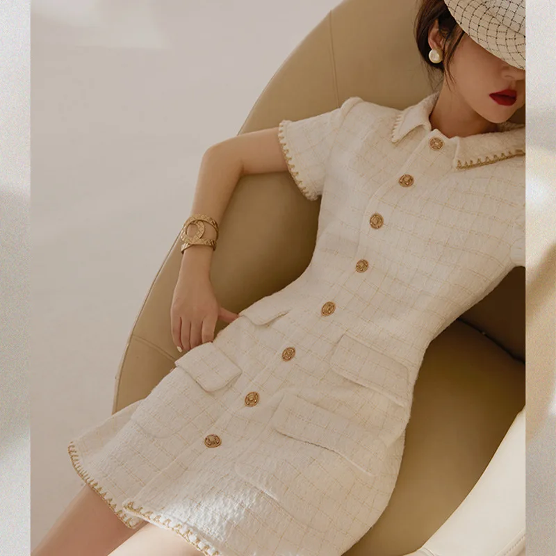 Spring 2022 new women's clothing small fragrance French style design small high-end light luxury white dress
Spring 2022 new women's clothing small fragrance French style design small high-end light luxury white dress