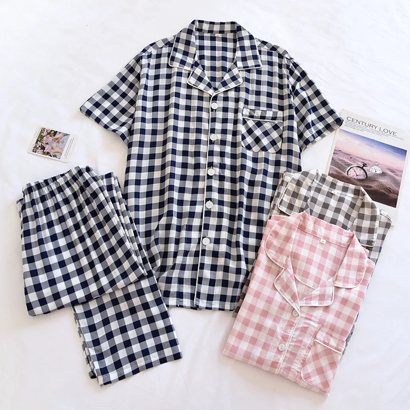 Повседневный уютный клетчатый Пижамный комплект для пары на лето Топ с коротким рукавом и тонкие брюки Домашняя одежда вискозная Идеальная ночная сорочка для отдыха
Повседневный уютный клетчатый Пижамный комплект для пары на лето Топ с коротким рукавом и тонкие брюки Домашняя одежда вискозная Идеальная ночная сорочка для отдыха