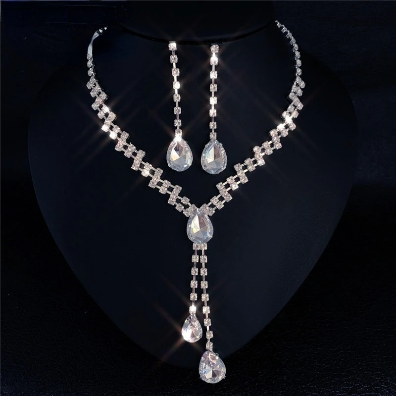 Ladies Jewelry Set 2 Pieces Popular Jewelry Simple Exquisite Water Drop Necklace Earrings Shiny Rhinestone Wedding Accessories
Ladies Jewelry Set 2 Pieces Popular Jewelry Simple Exquisite Water Drop Necklace Earrings Shiny Rhinestone Wedding Accessories