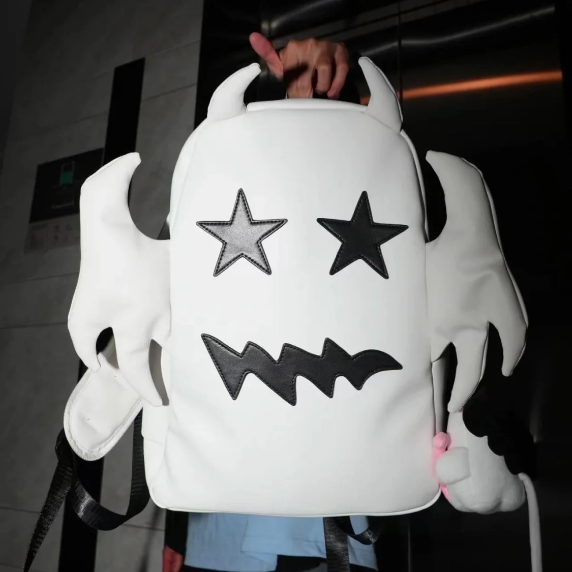 White Demon Bat Backpack Fashion School Bag For Men Women Cute Ghost Spirit Designer Waterproof Sports Travel Male Backpacks
White Demon Bat Backpack Fashion School Bag For Men Women Cute Ghost Spirit Designer Waterproof Sports Travel Male Backpacks