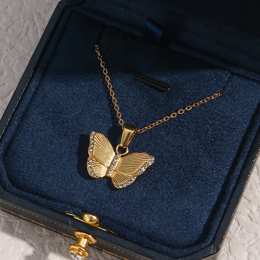 2022 New Waterproof Tarnish Free Texture Wing Crystal Butterfly Pendant Necklace 18K Gold Plated Stainless Steel Insect Necklace
2022 New Waterproof Tarnish Free Texture Wing Crystal Butterfly Pendant Necklace 18K Gold Plated Stainless Steel Insect Necklace