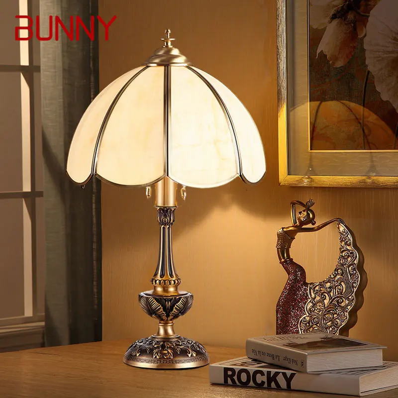 BUNNY Modern Brass Table Light LED European Creative Luxury Glass Copper Desk Lamp For Home Living Room Study Bedroom
BUNNY Modern Brass Table Light LED European Creative Luxury Glass Copper Desk Lamp For Home Living Room Study Bedroom
