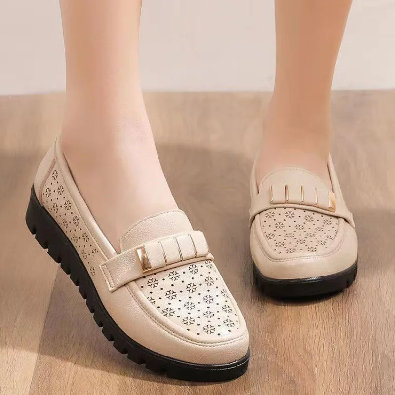 2023 Ladies Women Female Mother Genuine Leather Shoes Flats Moccasin Loafers Slip On Hollow EVA Plus Size 41 42
2023 Ladies Women Female Mother Genuine Leather Shoes Flats Moccasin Loafers Slip On Hollow EVA Plus Size 41 42