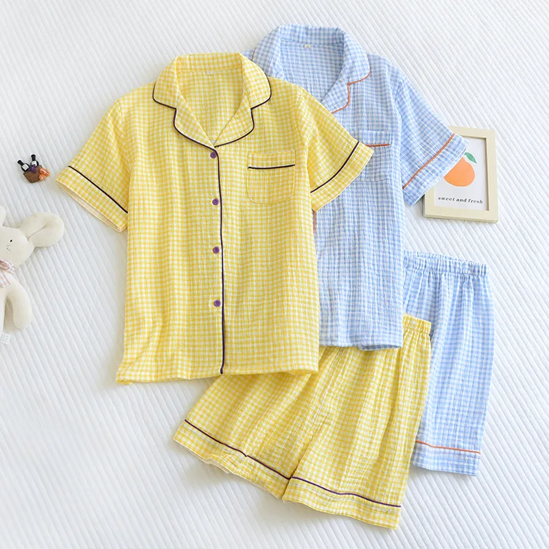 Women's Cotton Gauze Pajamas Crepe Plaid Short Sleeve Shorts Home Suit Lapel Cardigan Thin Soft Yarn Sweatwicking Homewear
Women's Cotton Gauze Pajamas Crepe Plaid Short Sleeve Shorts Home Suit Lapel Cardigan Thin Soft Yarn Sweatwicking Homewear