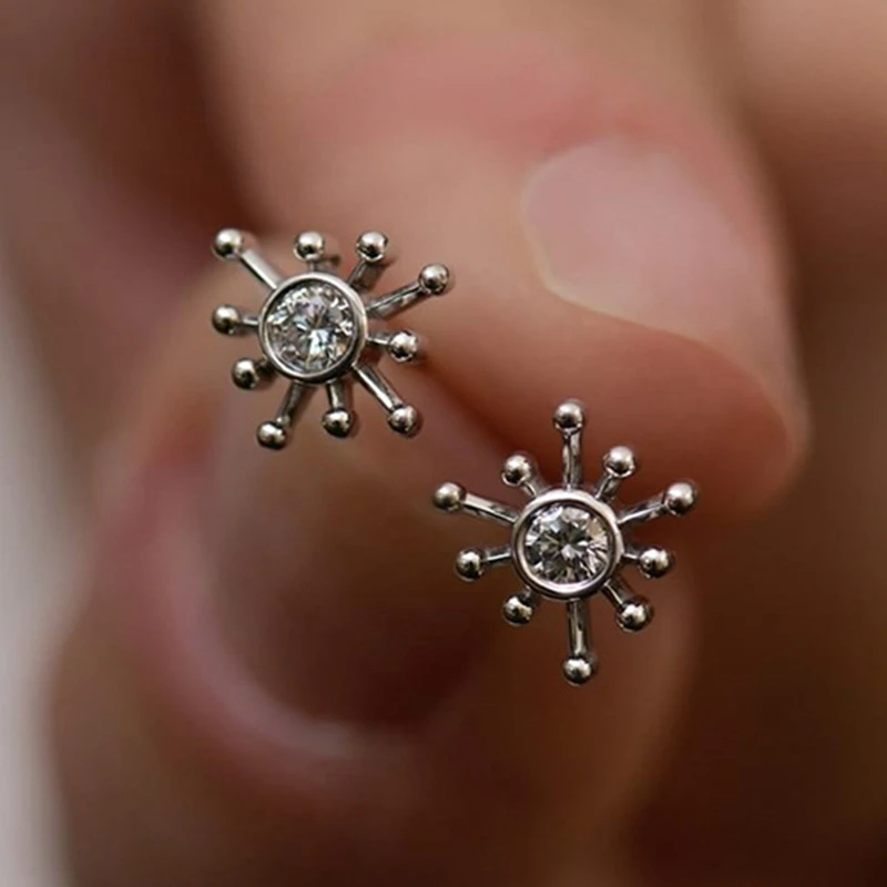 Geometric Unique Design Embellished With Cubic Zirconia Stud Earrings For Women Girls Fashion Jewelry Gift 
Geometric Unique Design Embellished With Cubic Zirconia Stud Earrings For Women Girls Fashion Jewelry Gift