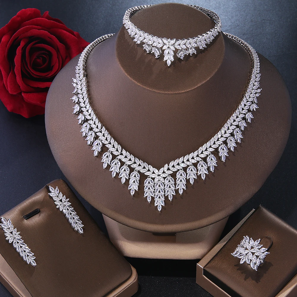 4Pcs/Set Luxury Bridal Leaf Pendant Wedding Necklace Ring Earring Bracelet Set for Women Bride Accessories Fine Ladies Jewelry
4Pcs/Set Luxury Bridal Leaf Pendant Wedding Necklace Ring Earring Bracelet Set for Women Bride Accessories Fine Ladies Jewelry