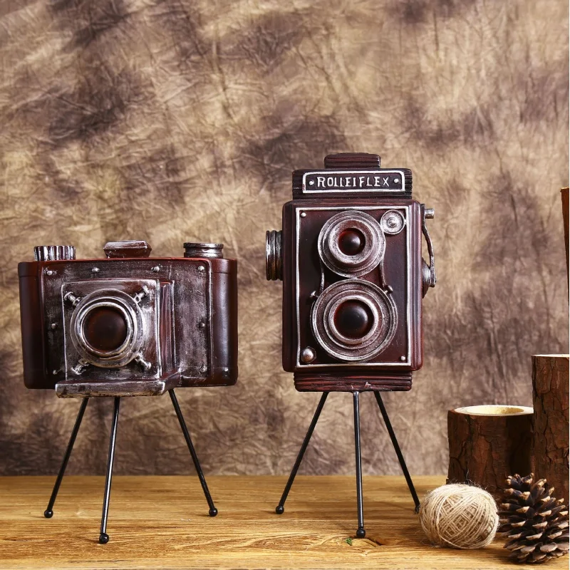 American Country Resin Vintage Decoration Model Room Decoration Decoration Tripod Camera Model Shooting Props
American Country Resin Vintage Decoration Model Room Decoration Decoration Tripod Camera Model Shooting Props
