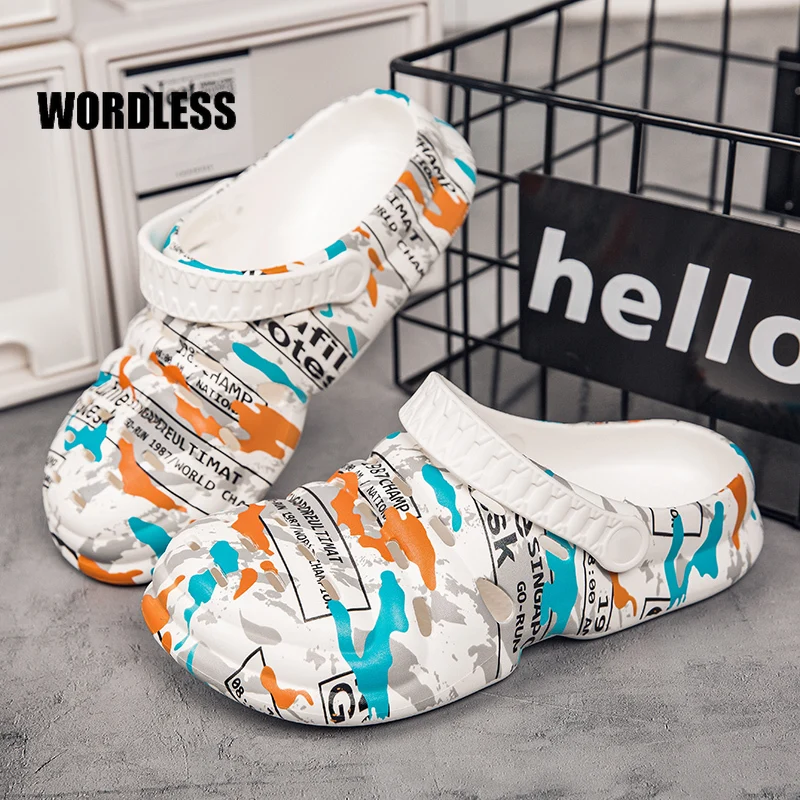 Outdoor Men Beach Shoes Thick Bottom EVA Breathable Hole Slippers Men Clogs Garden Water Shoes Summer Light Men Sandals 39-46
Outdoor Men Beach Shoes Thick Bottom EVA Breathable Hole Slippers Men Clogs Garden Water Shoes Summer Light Men Sandals 39-46