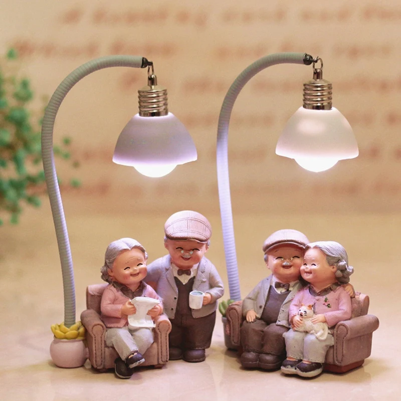 Creative Couple Night Light Ornaments Valentine Wedding Anniversary Gift Home Decor Romantic Resin Ornament Art Craft
Creative Couple Night Light Ornaments Valentine Wedding Anniversary Gift Home Decor Romantic Resin Ornament Art Craft