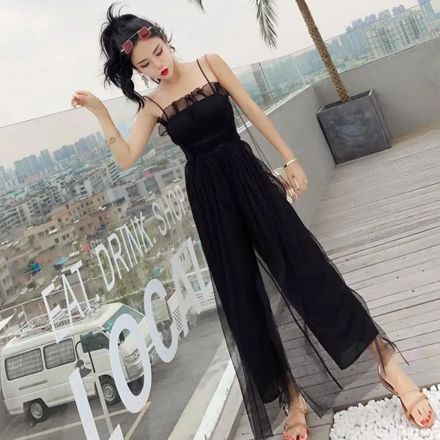 Women 2022 Summer Streetwear Spaghetti Strap Jumpsuits New Female Casual Sleeveless Wide Leg Pants Rompers Ladies Playsuits K15
Women 2022 Summer Streetwear Spaghetti Strap Jumpsuits New Female Casual Sleeveless Wide Leg Pants Rompers Ladies Playsuits K15