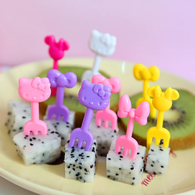 Sanrio Kawaii Hello Kitty фруктовая вилка мини мультяшный детский Снэк торт десерт зубочистка Bento праздничные украшения
Sanrio Kawaii Hello Kitty фруктовая вилка мини мультяшный детский Снэк торт десерт зубочистка Bento праздничные украшения