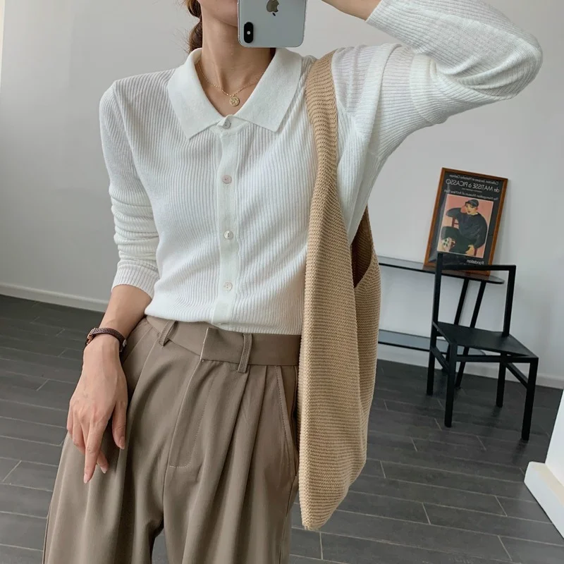 Women's Knitted Shirt Polo Neck Autumn 2021 New Knitted Cardigan Inside Outside Coat Office Lady Cardigans Base Shirt Coat
Women's Knitted Shirt Polo Neck Autumn 2021 New Knitted Cardigan Inside Outside Coat Office Lady Cardigans Base Shirt Coat
