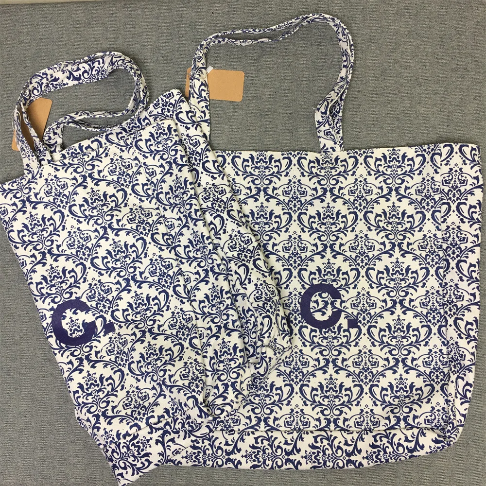 2023 Blue and White Porcelain Leisure Fashion Shopping Bags Fashion Casual Women Purse and Handbags Large Capacity Casual Totes
2023 Blue and White Porcelain Leisure Fashion Shopping Bags Fashion Casual Women Purse and Handbags Large Capacity Casual Totes