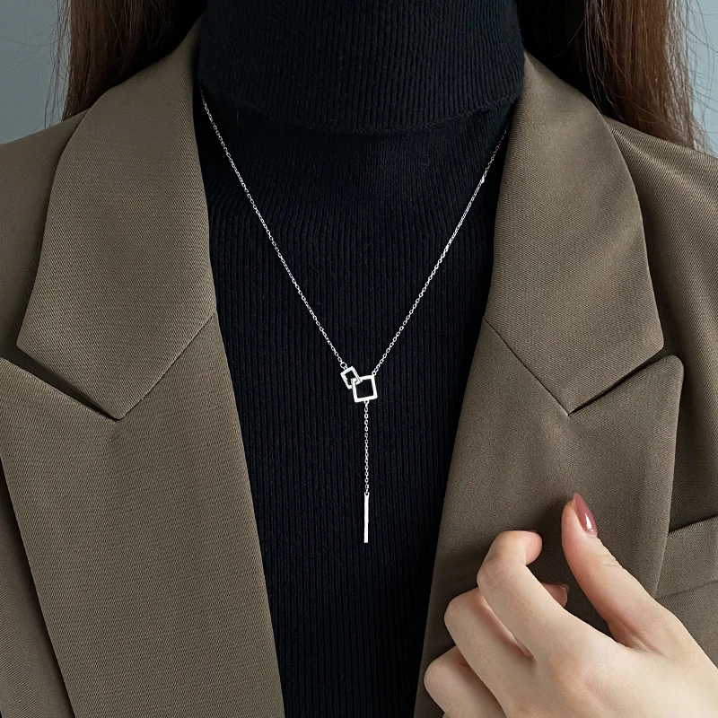 925 Sterling Silver Necklace Women's New Tide Sweater Accessories Autumn and Winter Niche Design Sense Clavicle Chain Pendant
925 Sterling Silver Necklace Women's New Tide Sweater Accessories Autumn and Winter Niche Design Sense Clavicle Chain Pendant