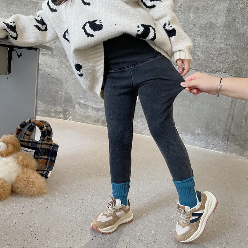 Детские джинсы, Новинка осени 2022, Детские эластичные джинсовые трусы с высокой талией в Корейском стиле, 11-13
Детские джинсы, Новинка осени 2022, Детские эластичные джинсовые трусы с высокой талией в Корейском стиле, 11-13