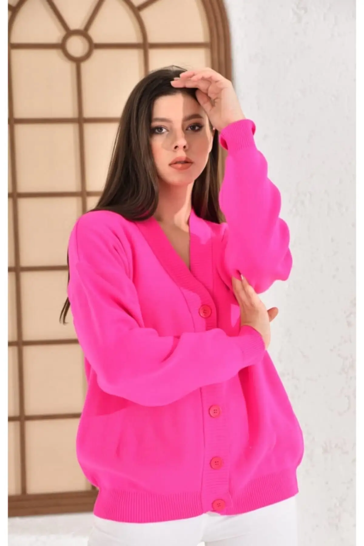 Women's Cardigan Five-Button sportswear Casual Knitted Quality Fashion Cardigan Sweaters Loose Sweater Jumper
Women's Cardigan Five-Button sportswear Casual Knitted Quality Fashion Cardigan Sweaters Loose Sweater Jumper