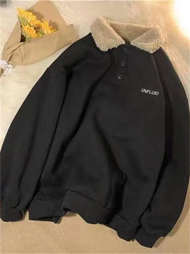 Sweater Men's and Women's POLO Collar Lamb Wool Coat Autumn Winter Students Loose Japanese Velvet Thick Top Korean Coats Women
Sweater Men's and Women's POLO Collar Lamb Wool Coat Autumn Winter Students Loose Japanese Velvet Thick Top Korean Coats Women
