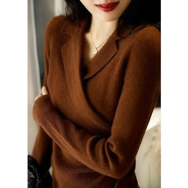 Women 2022 Autumn Winter Fashion Sexy V-neck Sweater Tops Female Slim Long-sleeved Pullovers Ladies Solid Color Knit Tops Y250
Women 2022 Autumn Winter Fashion Sexy V-neck Sweater Tops Female Slim Long-sleeved Pullovers Ladies Solid Color Knit Tops Y250