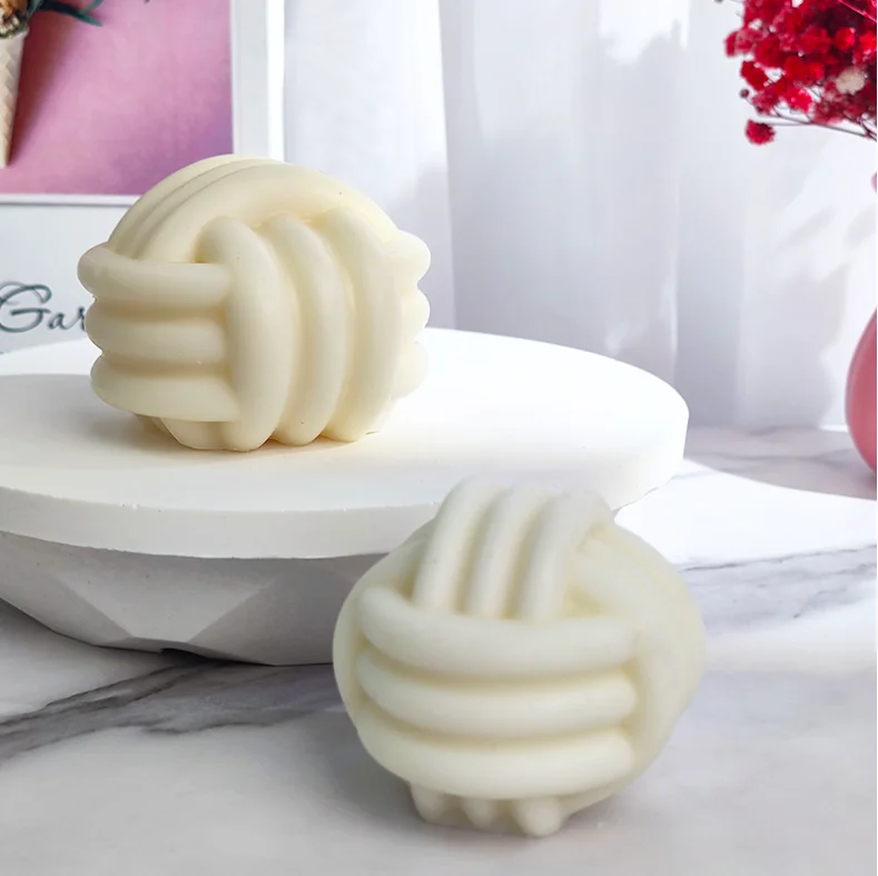 SZ604 Braided Rope Knot Geometric Ornament Candle Soap Silicone Mold DIY Aromatherapy Home Decor Gifts
SZ604 Braided Rope Knot Geometric Ornament Candle Soap Silicone Mold DIY Aromatherapy Home Decor Gifts