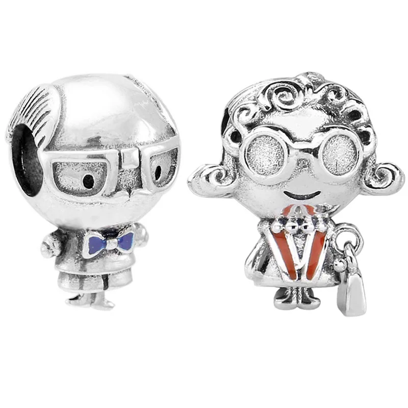 Ожерелье-бабочка из серебра 925 пробы с бусинами 
Ожерелье-бабочка из серебра 925 пробы с бусинами