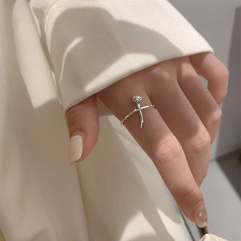 Simple Creative Personality Metal Colorful Rose Ring Ladies Sweet Romantic Party Fashion Jewelry Gift Suitable for Girlfriend
Simple Creative Personality Metal Colorful Rose Ring Ladies Sweet Romantic Party Fashion Jewelry Gift Suitable for Girlfriend