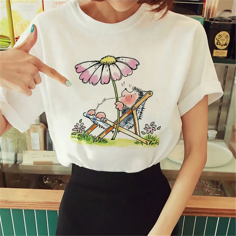 2022 T-shirt Lady Tops Cute Hedgehog Flower Cartoon Fun Print women T shirt O-neck Short Sleeve tshirt female Summer Tees Tops
2022 T-shirt Lady Tops Cute Hedgehog Flower Cartoon Fun Print women T shirt O-neck Short Sleeve tshirt female Summer Tees Tops