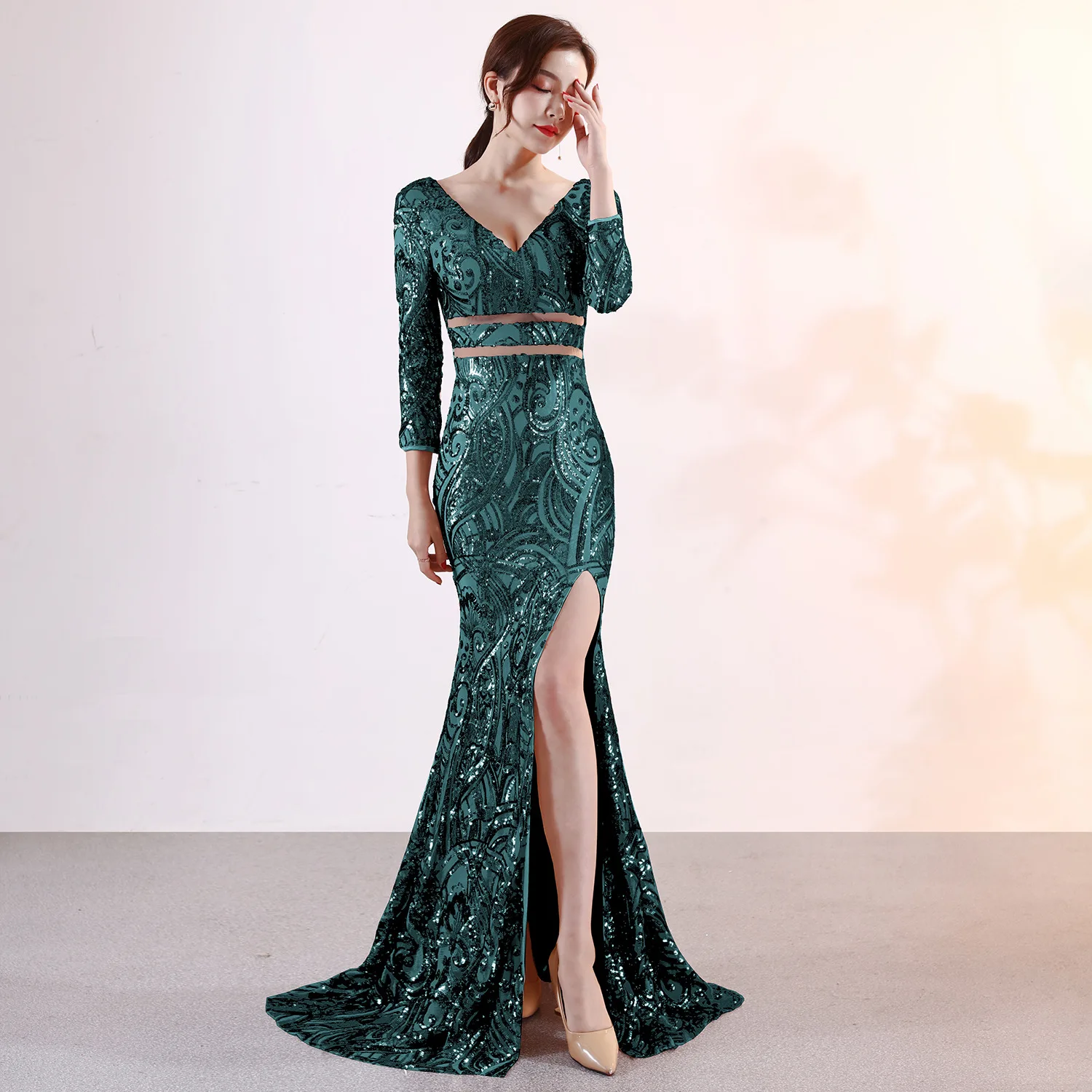 Ladies Sexy V Neck Mermaid Evening Dress Floor Length Prom Party Sequined High Slit Open Back Slim Fit Long Sleeve Dress Hot
Ladies Sexy V Neck Mermaid Evening Dress Floor Length Prom Party Sequined High Slit Open Back Slim Fit Long Sleeve Dress Hot