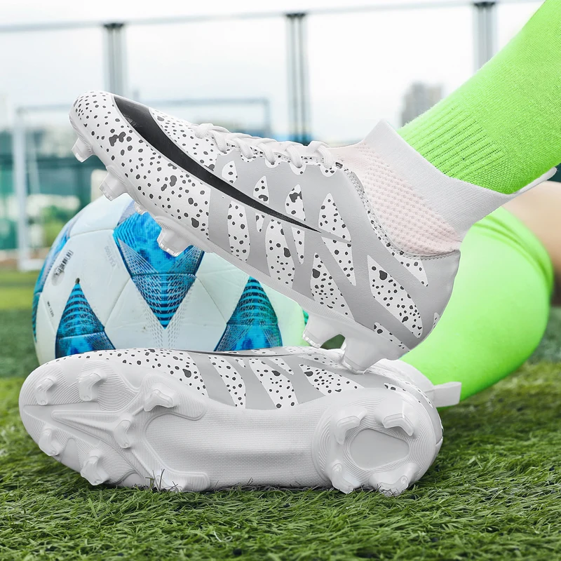 Soccer Shoes TF/FG Men Sports Shoe Children's Professional Training Football Boots Futsal Sneaker Free Shipping Football Boots
Soccer Shoes TF/FG Men Sports Shoe Children's Professional Training Football Boots Futsal Sneaker Free Shipping Football Boots