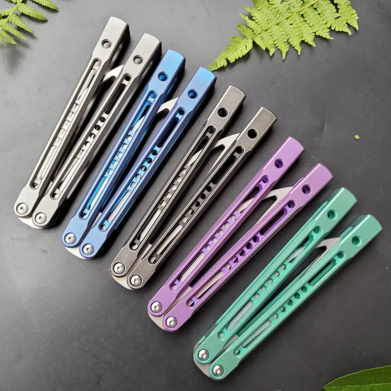 Маскарадная тренировка «один император балисонг»/нож-бабочка, игрушка без ножа/репутационная игрушка для декомпрессии
Маскарадная тренировка «один император балисонг»/нож-бабочка, игрушка без ножа/репутационная игрушка для декомпрессии