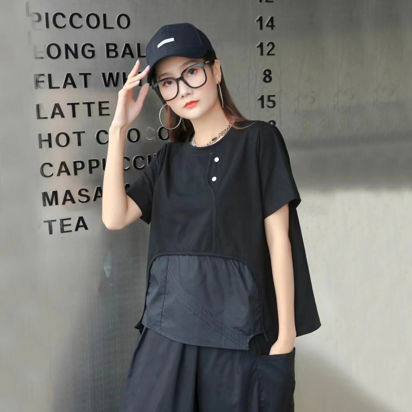 220409 Pleated Hem T Shirt Fashion Pullover Patchwork Button Solid Irregular Elegant 2022 Summer Loose Casual Tee
220409 Pleated Hem T Shirt Fashion Pullover Patchwork Button Solid Irregular Elegant 2022 Summer Loose Casual Tee